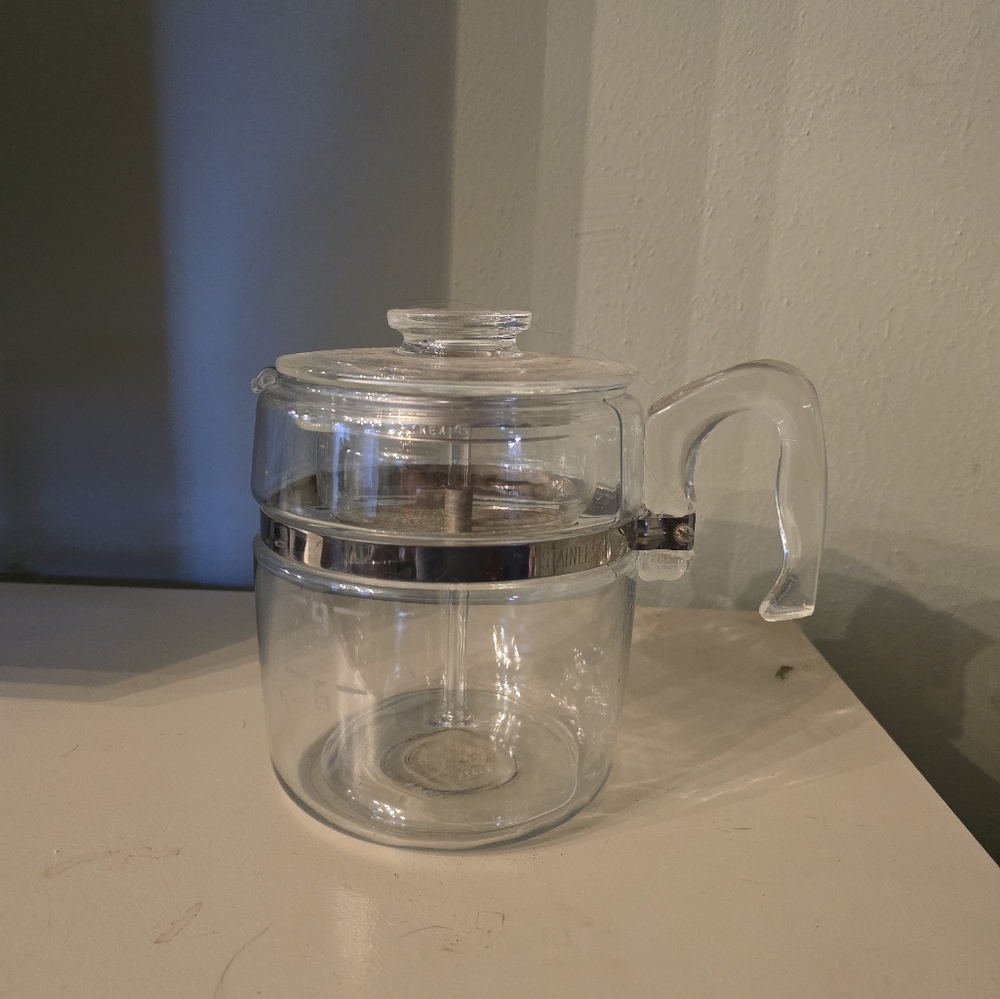 Vintage Pyrex 9 cup percolator